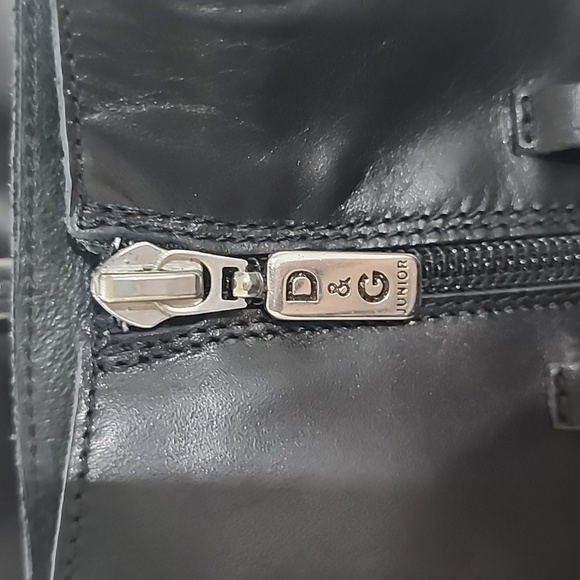 Dolce & Gabbana junior ladies studded logo leather black midi boots NWOB size 4 - Picture 4 of 6